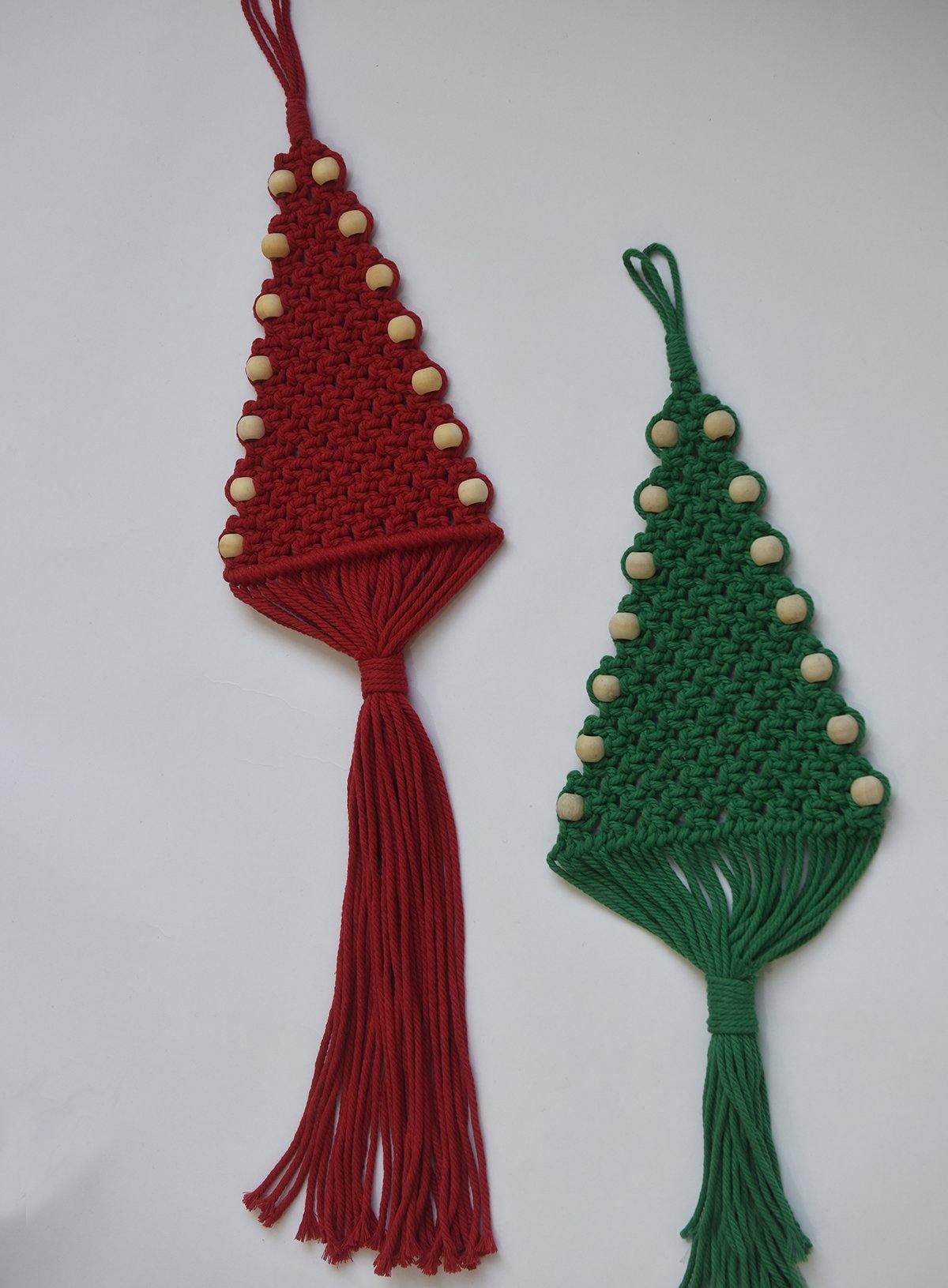 Christmas Tree Red Macrame Beads Wall Hanging - FLBERHOME